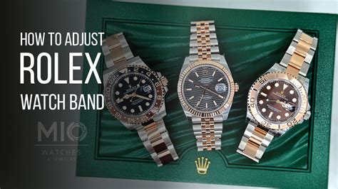 adjusting a rolex watch band